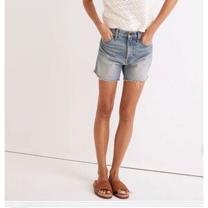 Madewell Relaxed Mid-Length Denim Shorts Size 23